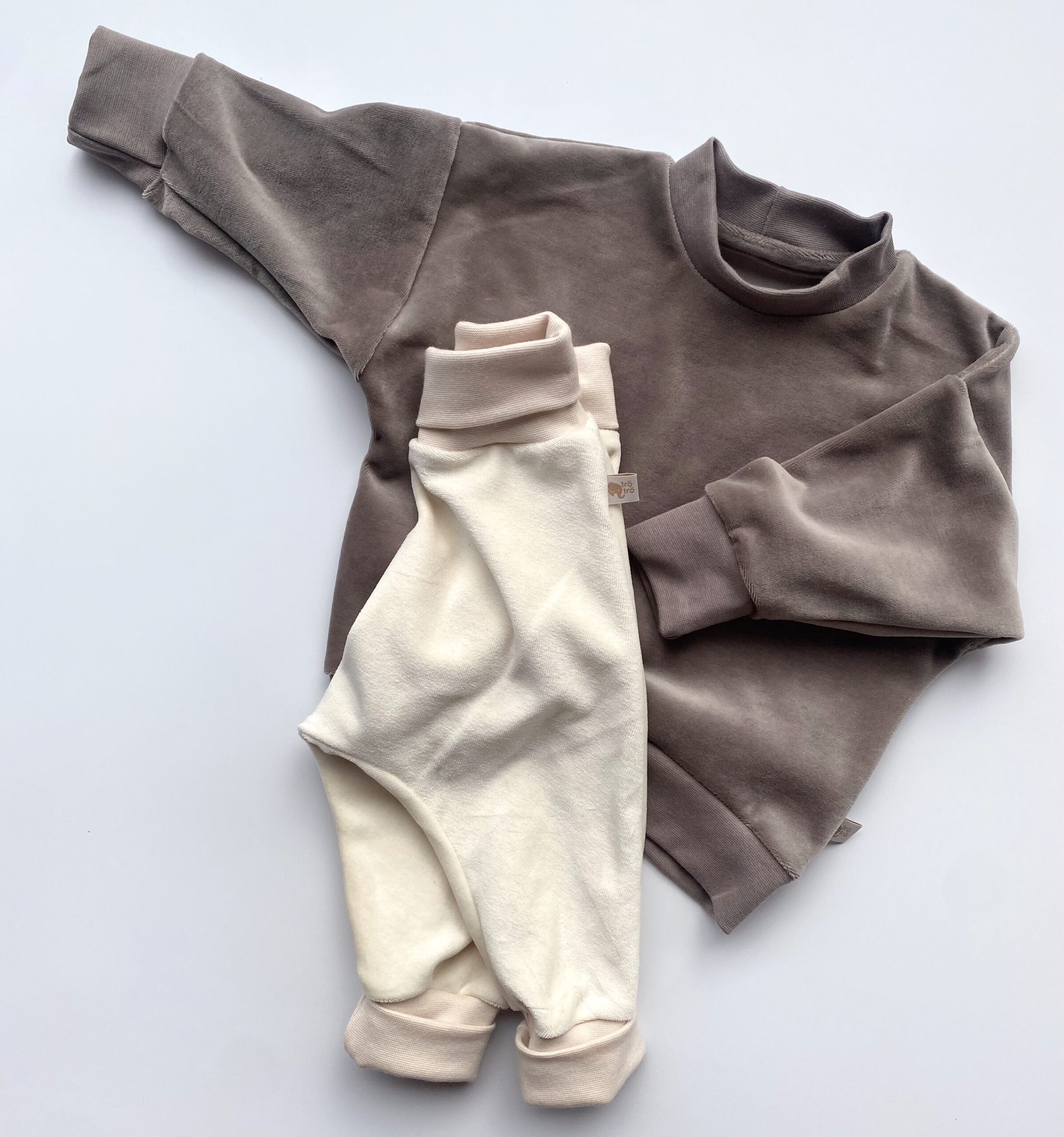 trötrö Nikki Baby Pulli & Pants