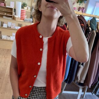 Noeline Strickweste Poppy