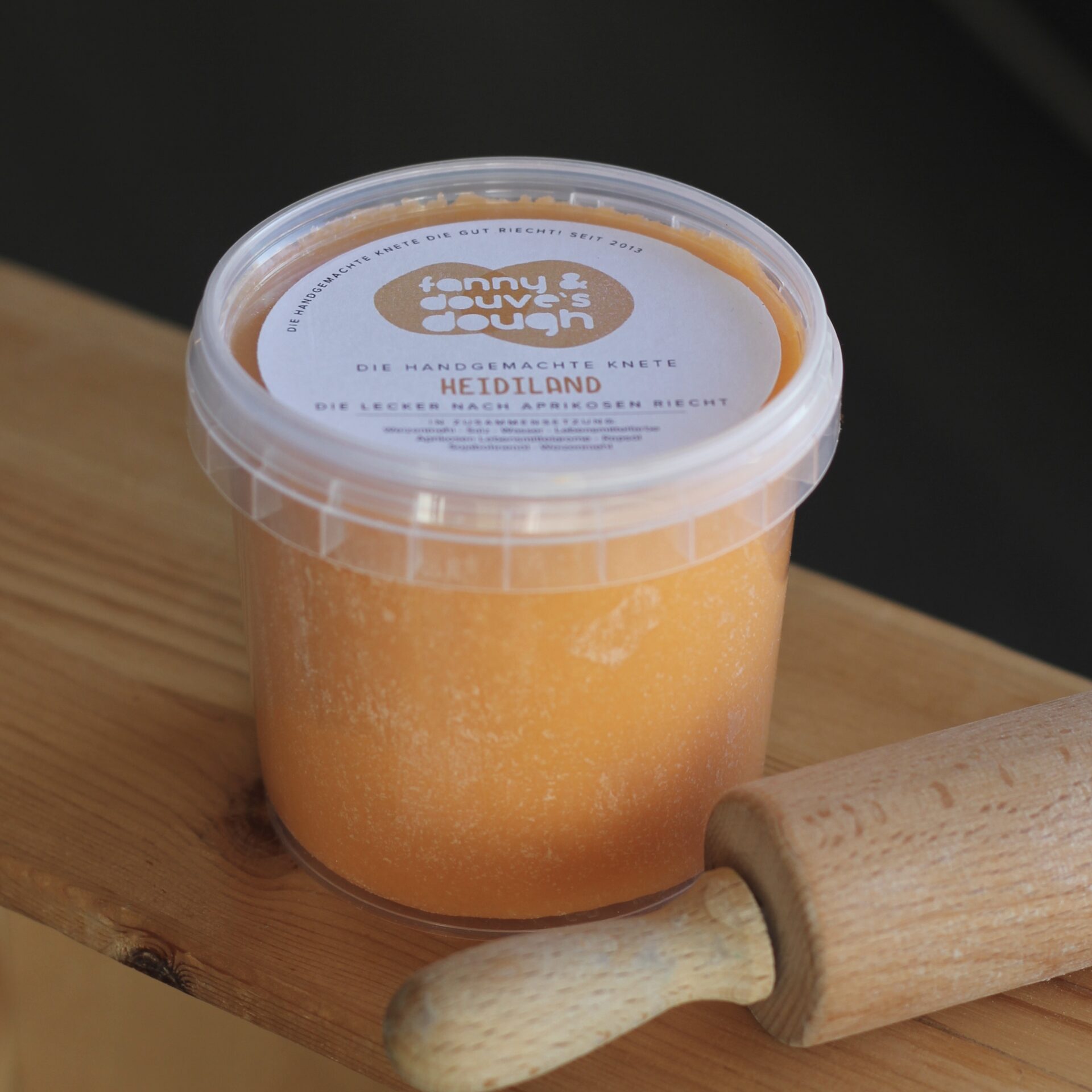 Fanny'n'Douve Knete ORANGE