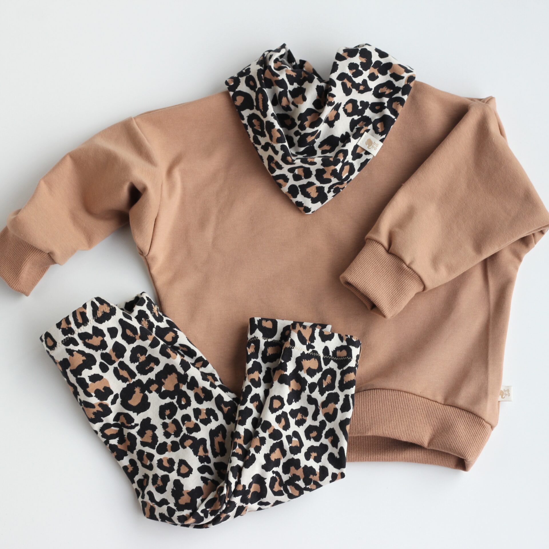 trötrö NATURAL LEO Set